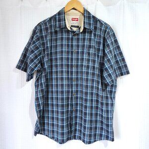 Wrangler Shirt Wrinkle Resistant Men's Large Blue Plaid Short Sleeve Button Down